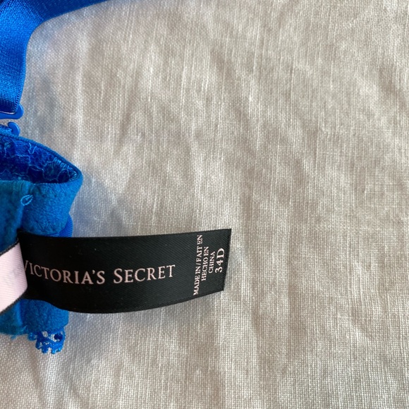 Victoria Secret Bra bundle for $35! - Picture 4 of 4